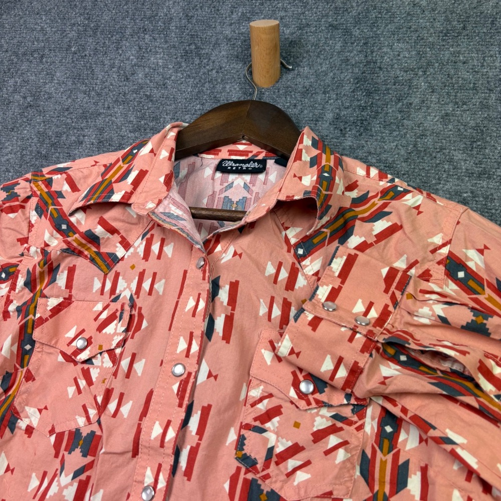 Wrangler Retro Western Shirt Womens Medium Pink Aztec Pearl Snap LW8035M Cowgirl